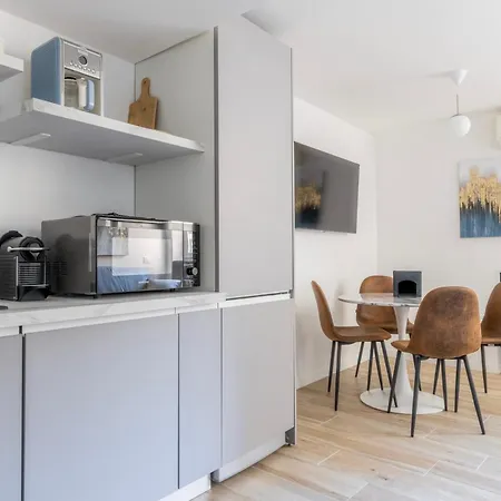 Apartmán Mauvesweetrhome 3 *